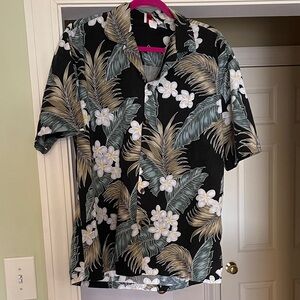 Pacific Legend Black Tropical Floral Short-Sleeve Men's Shirt